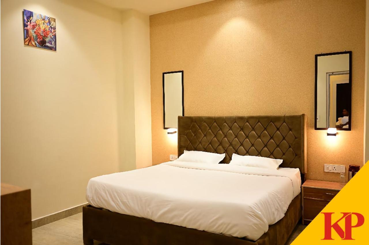 Hotel Kapson Palace Bareilly Exterior foto